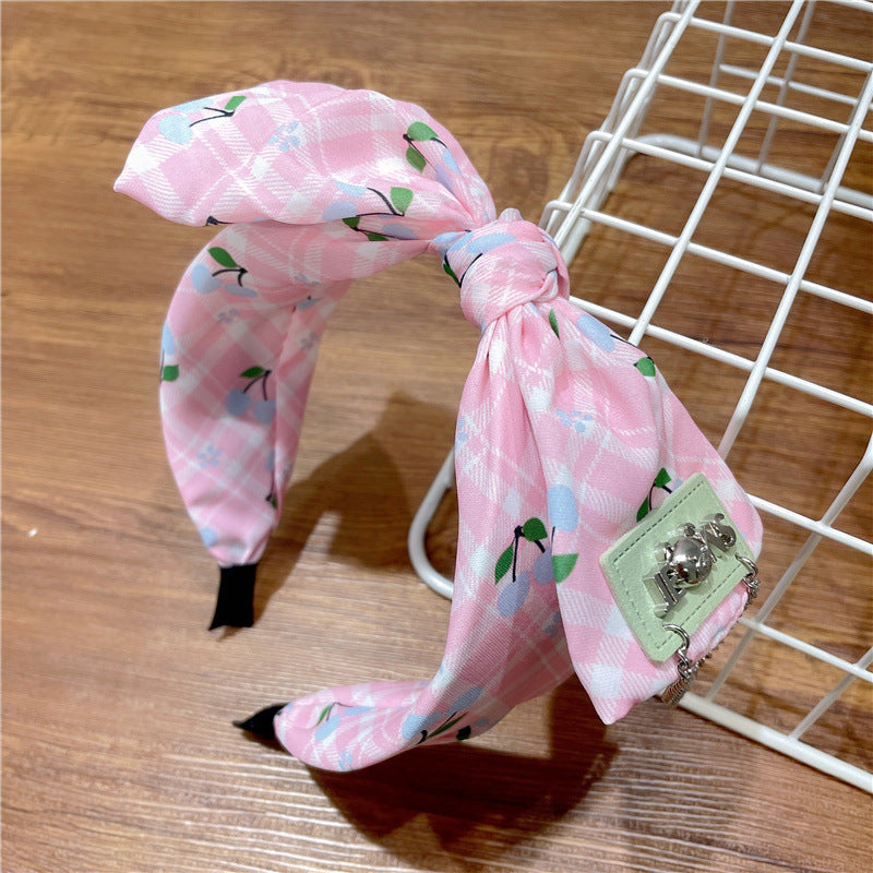 The New Fringed Headband Wears Fashionable