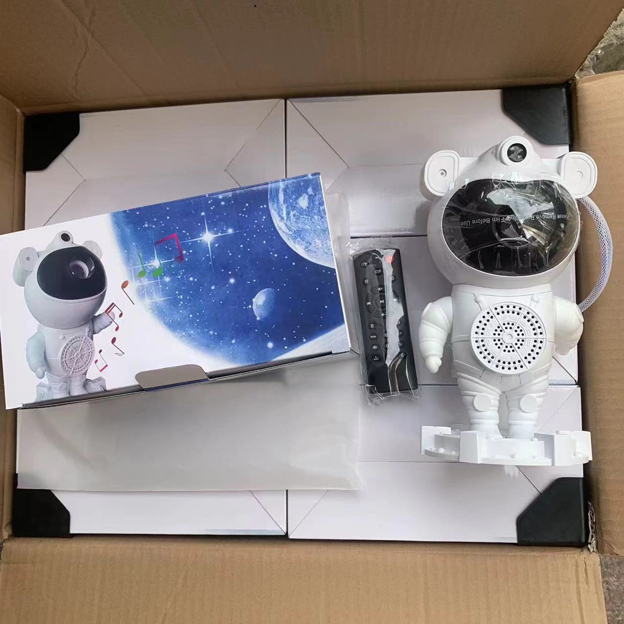 astronaut star projector lamp